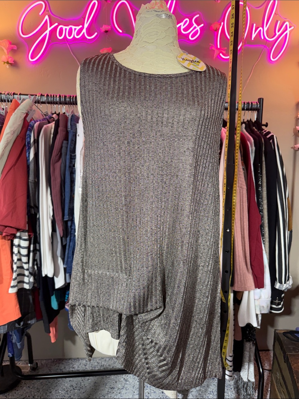 Sleeveless Metallic Ribbed Tank Top - Silver